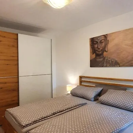 Friedrich Apartment *
